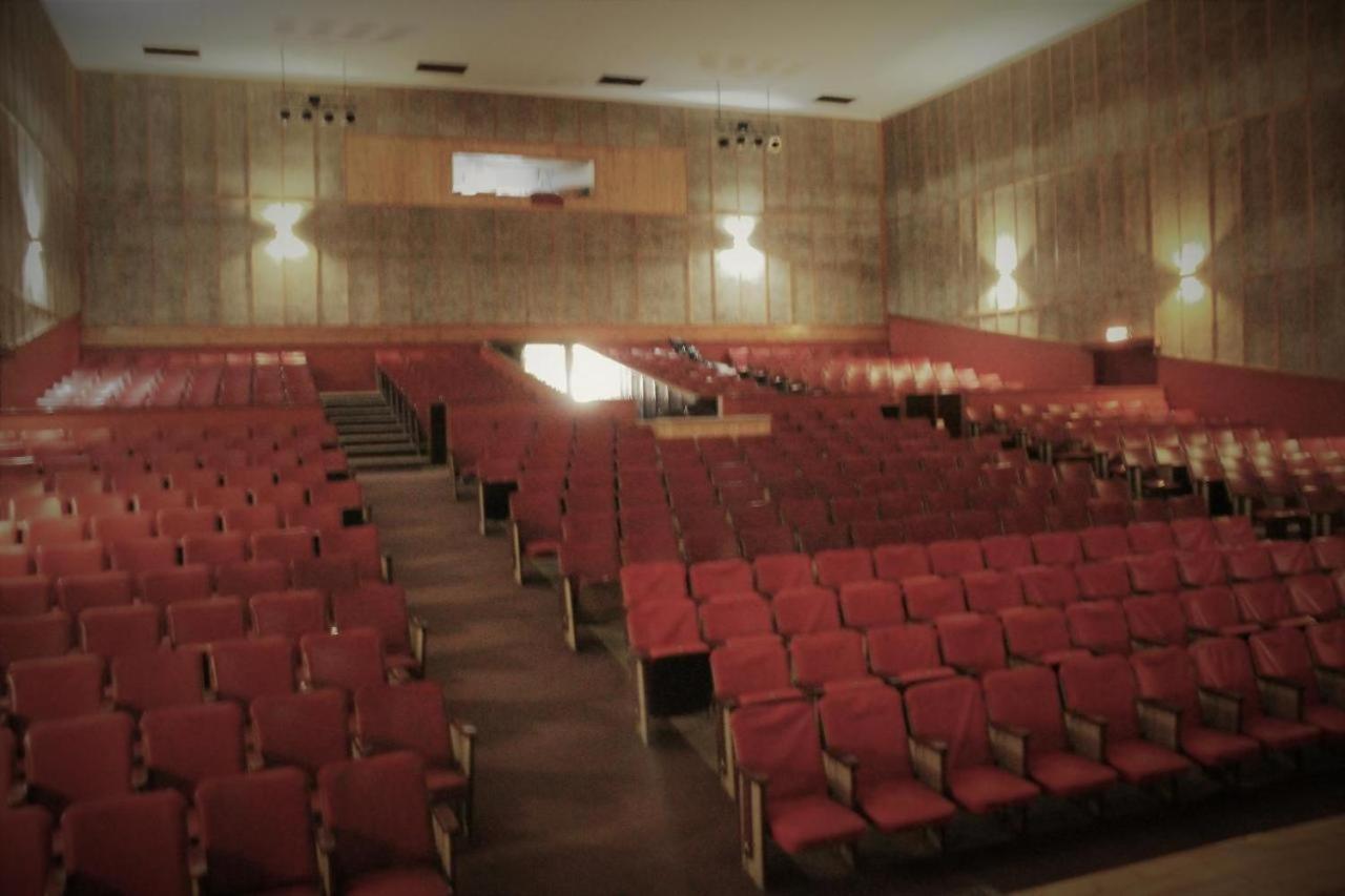 Backstage Theatre Room Tsumeb Exterior foto